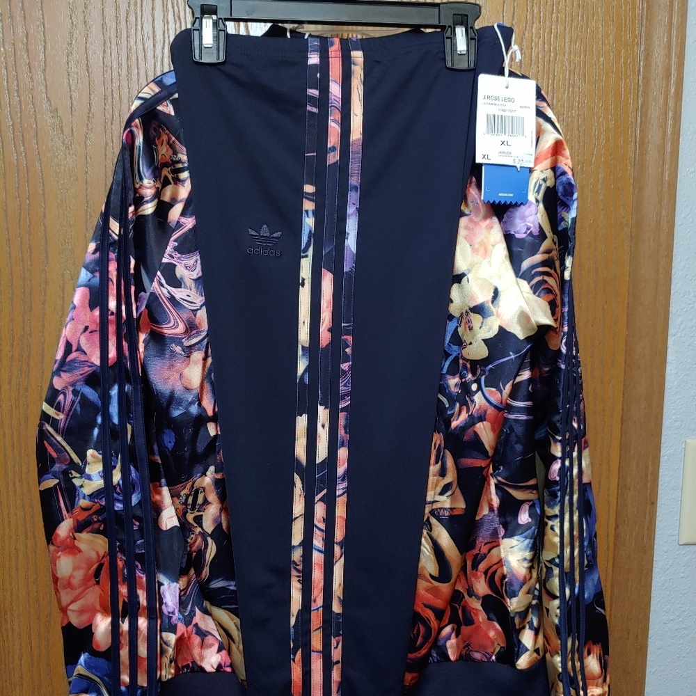 New Youth sport wear - Picture 2 of 4